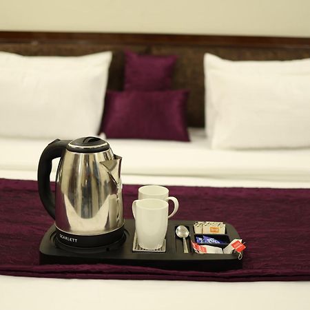 Perfectstayz Premium At Mall Road Mussoorie Exterior photo