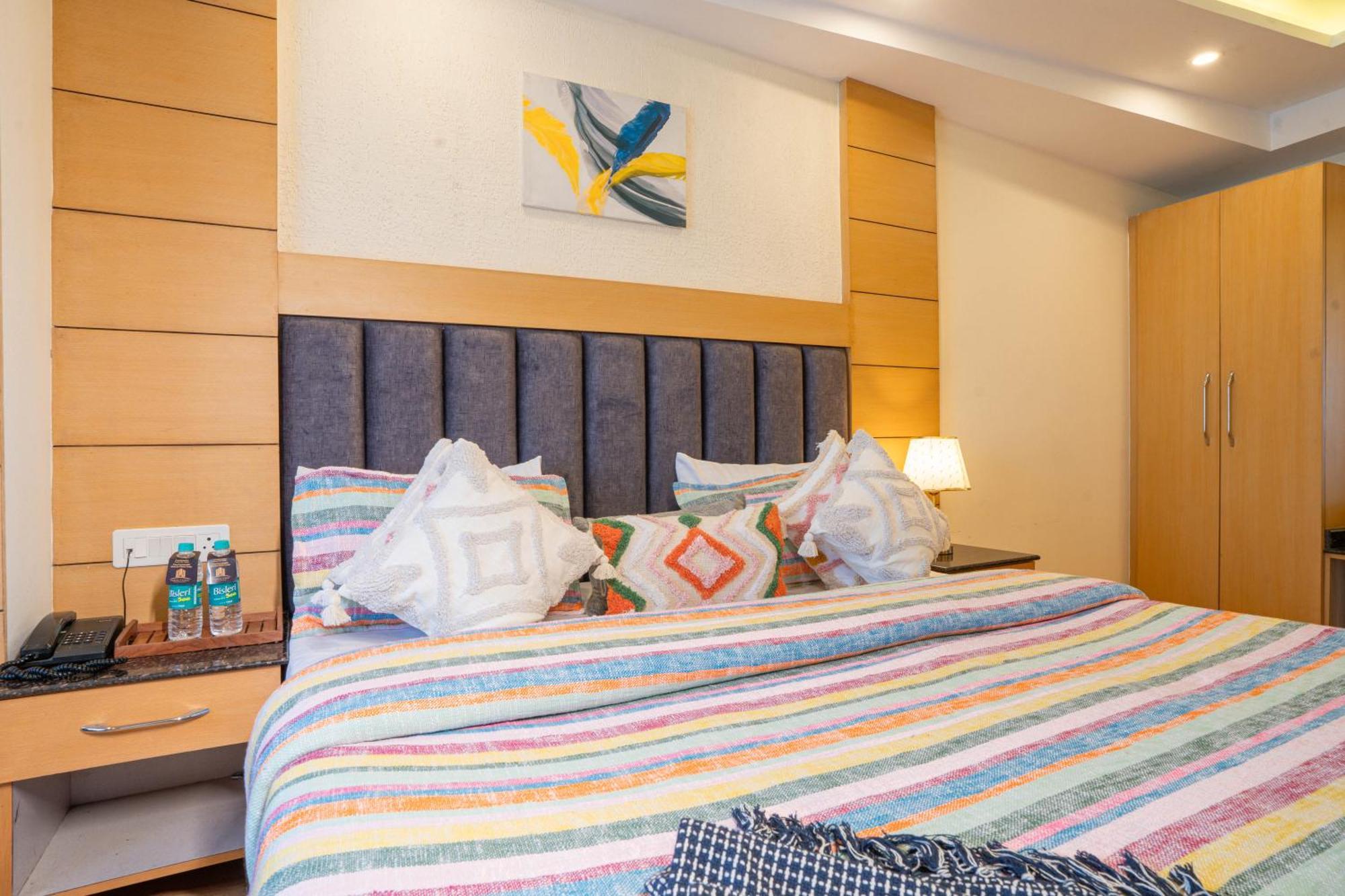 Perfectstayz Premium At Mall Road Mussoorie Exterior photo